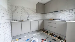 płytki w kuchni przed czy po meblach